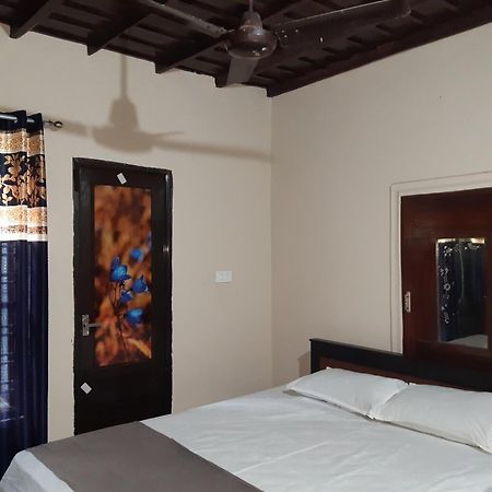 Valiyath Holidays Homestay Mundrothuruth Exterior foto
